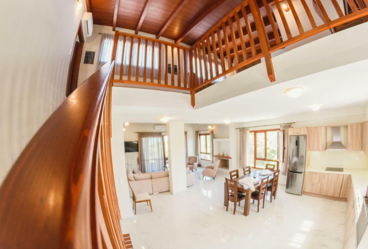 Villa Irina Míloi Kültér fotó